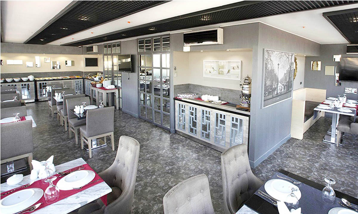 Akoni Hotel 05
